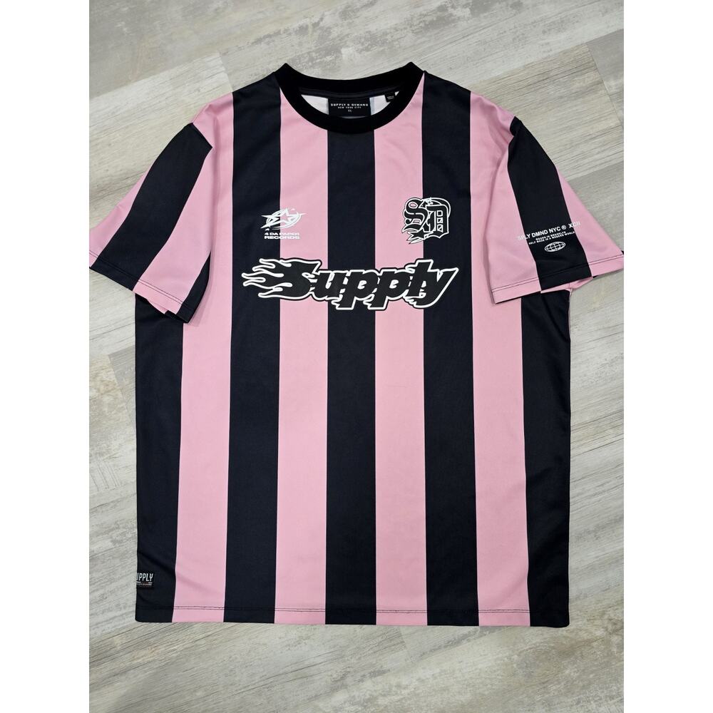 Supply And Demand New York Streetwear Men's Soccer Jersey Size Extra Large